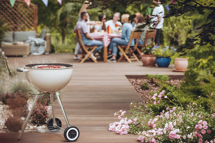 Grillen im Freien: Tipps für die perfekte Gartenparty und unvergessliche Sommerabende